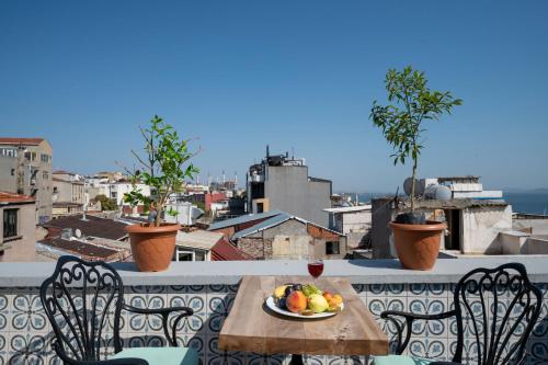 Valeria Antique Hotel oda iç mekan - antika mobilyalı konforlu yatak odası