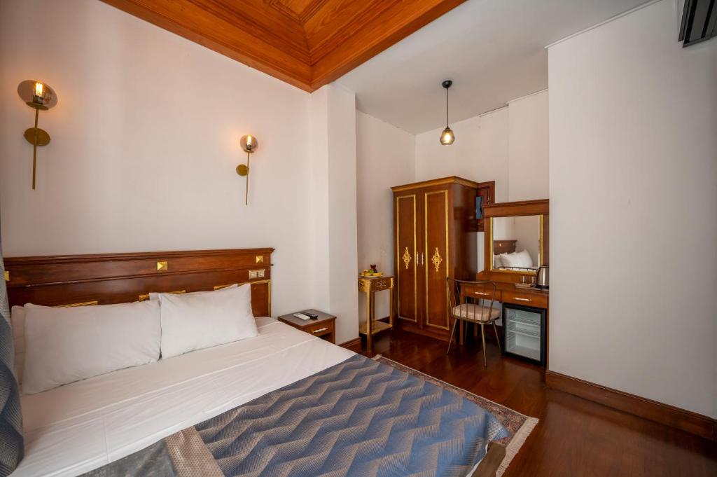 Valeria Antique Hotel Deluxe Double Room - 17m² lüks oda King Size yatak