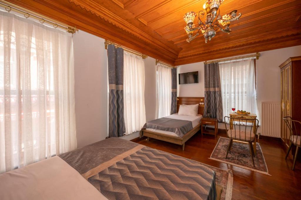 Valeria Antique Hotel Deluxe Sultans Triple Room - 24m² deniz manzaralı suite
